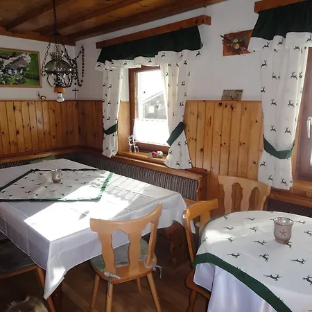 Schnoellhof Nocleg ze śniadaniem 3*